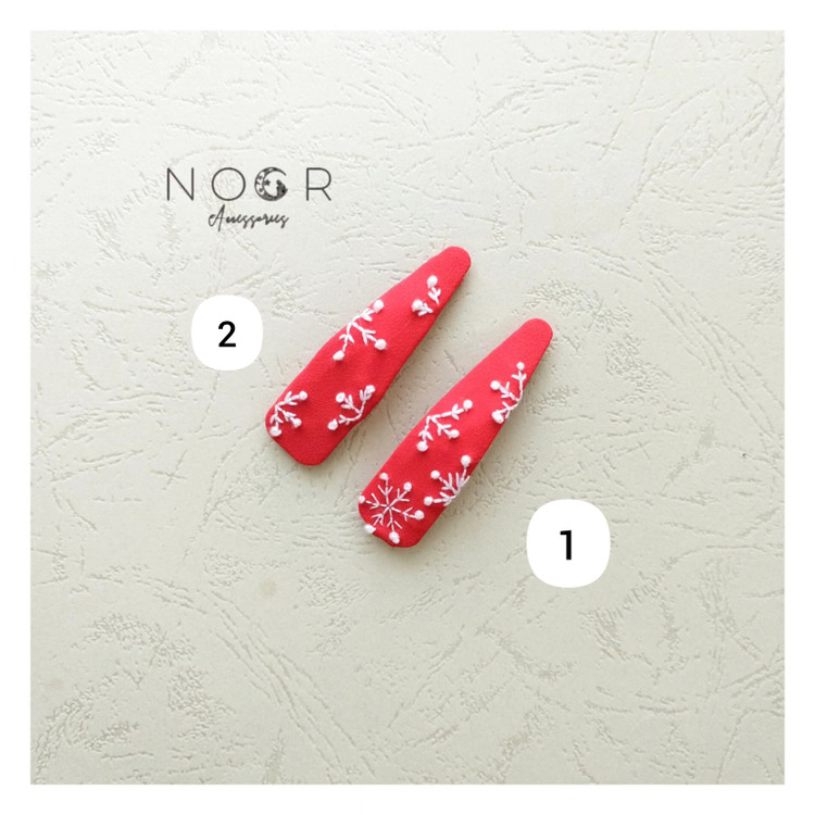 تقتقی گلدوزی شده