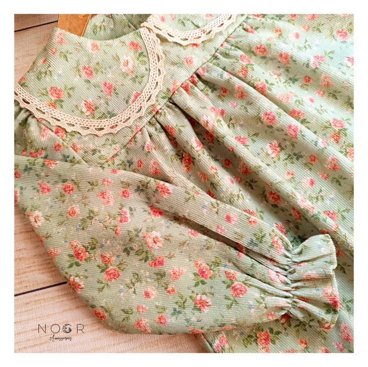 شومیز گلگلی سبز